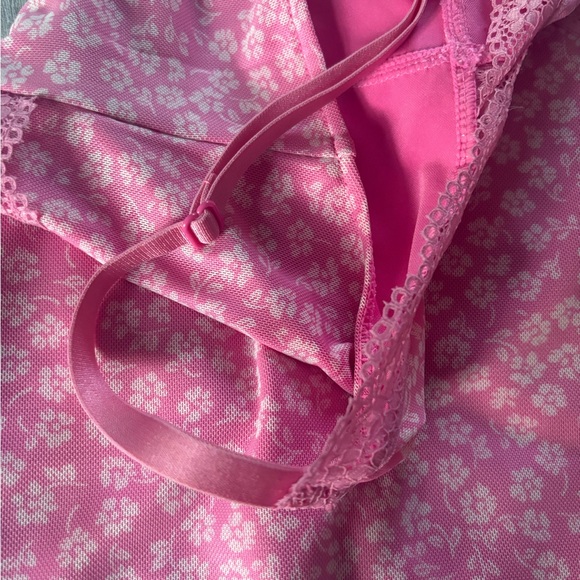 Pink Lace Trimmed Mesh Dress - Picture 5 of 5